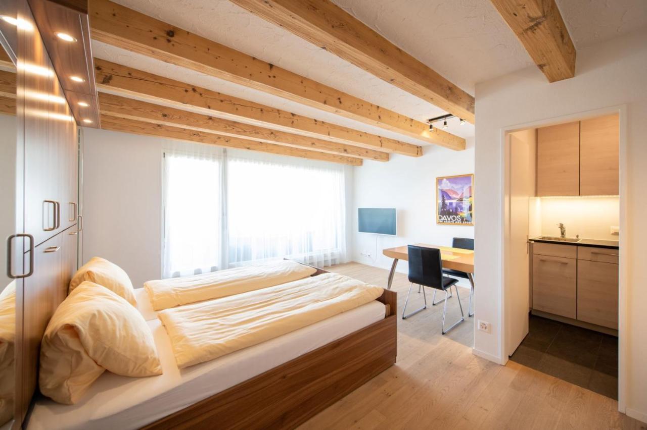 Ferienwohnungen, Carlton Am Park, Davos Platz Экстерьер фото