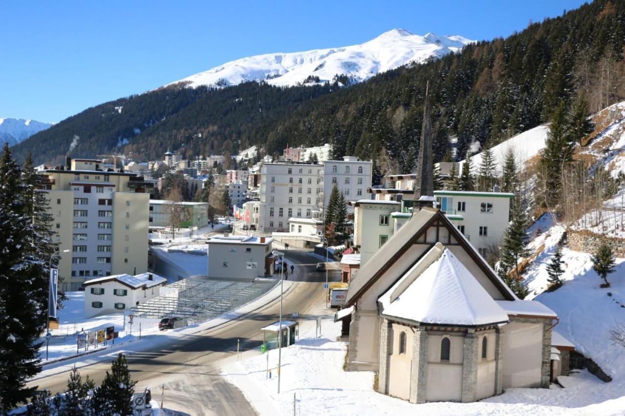 Ferienwohnungen, Carlton Am Park, Davos Platz Экстерьер фото