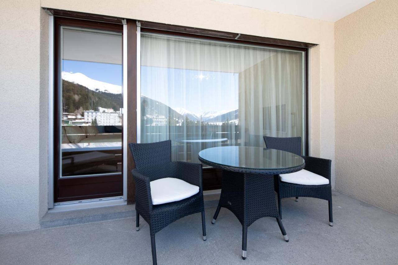 Ferienwohnungen, Carlton Am Park, Davos Platz Экстерьер фото